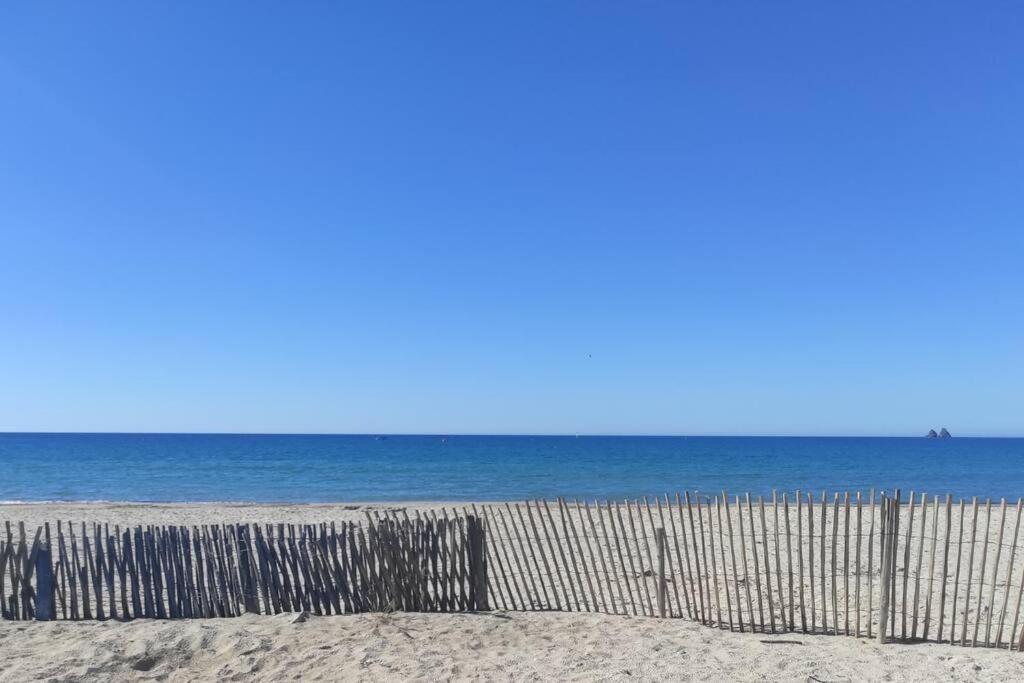 Charmant Studio Climatise 24 M2 Terrasse A 100M De La Plage Сен-Мандрие-сюр-Мер Экстерьер фото
